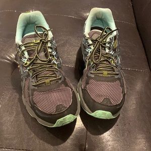 Asics Women’s Blue and Black Gel-Venture 6 Athletic Shoes 11